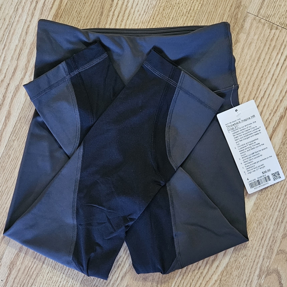 NWT Lululemon cropped leggings